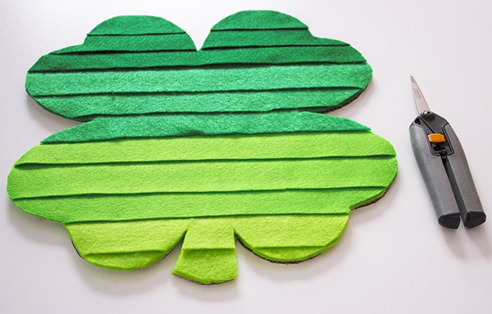 EASY DIY SHAMROCK 