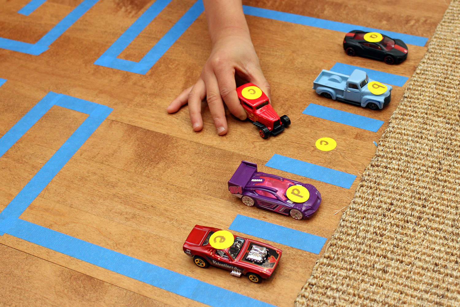 101 WAYS TO TEACH THE ALPHABET CARS