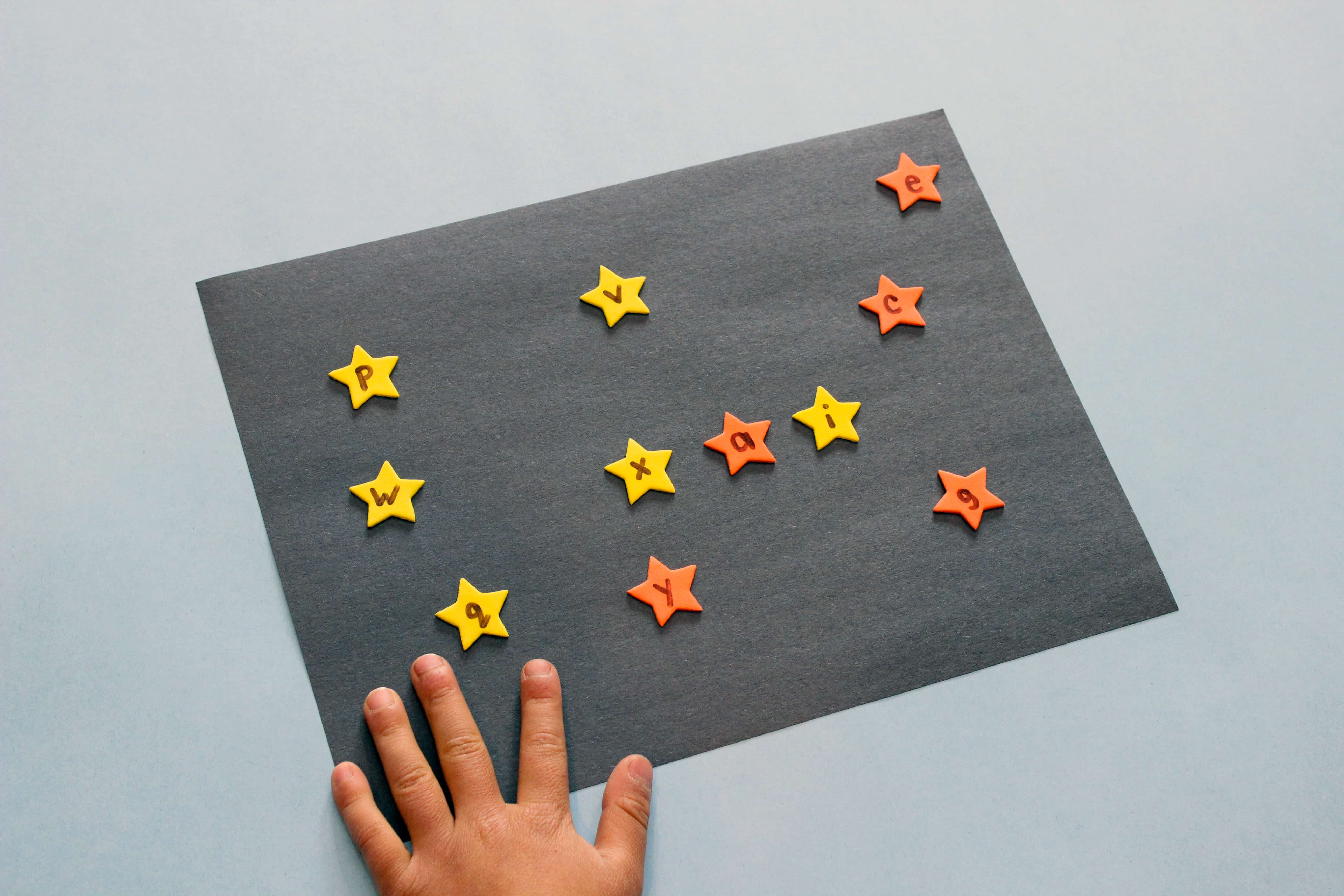 101 WAYS TO TEACH THE ALPHABET STARS