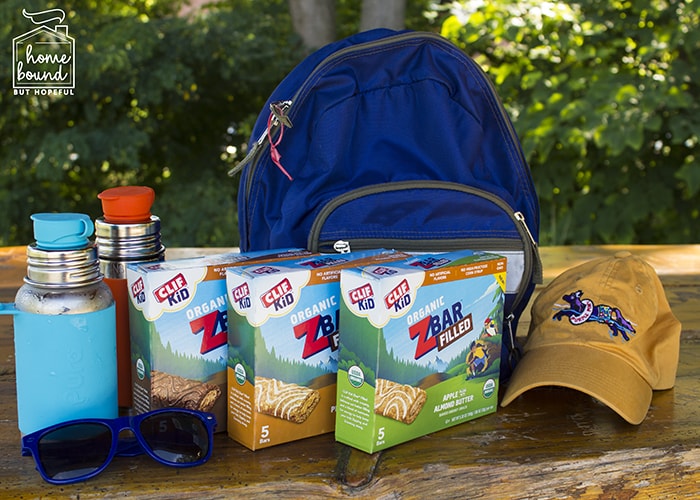 5 Outdoor Play Must-Haves: Bag and Supplies