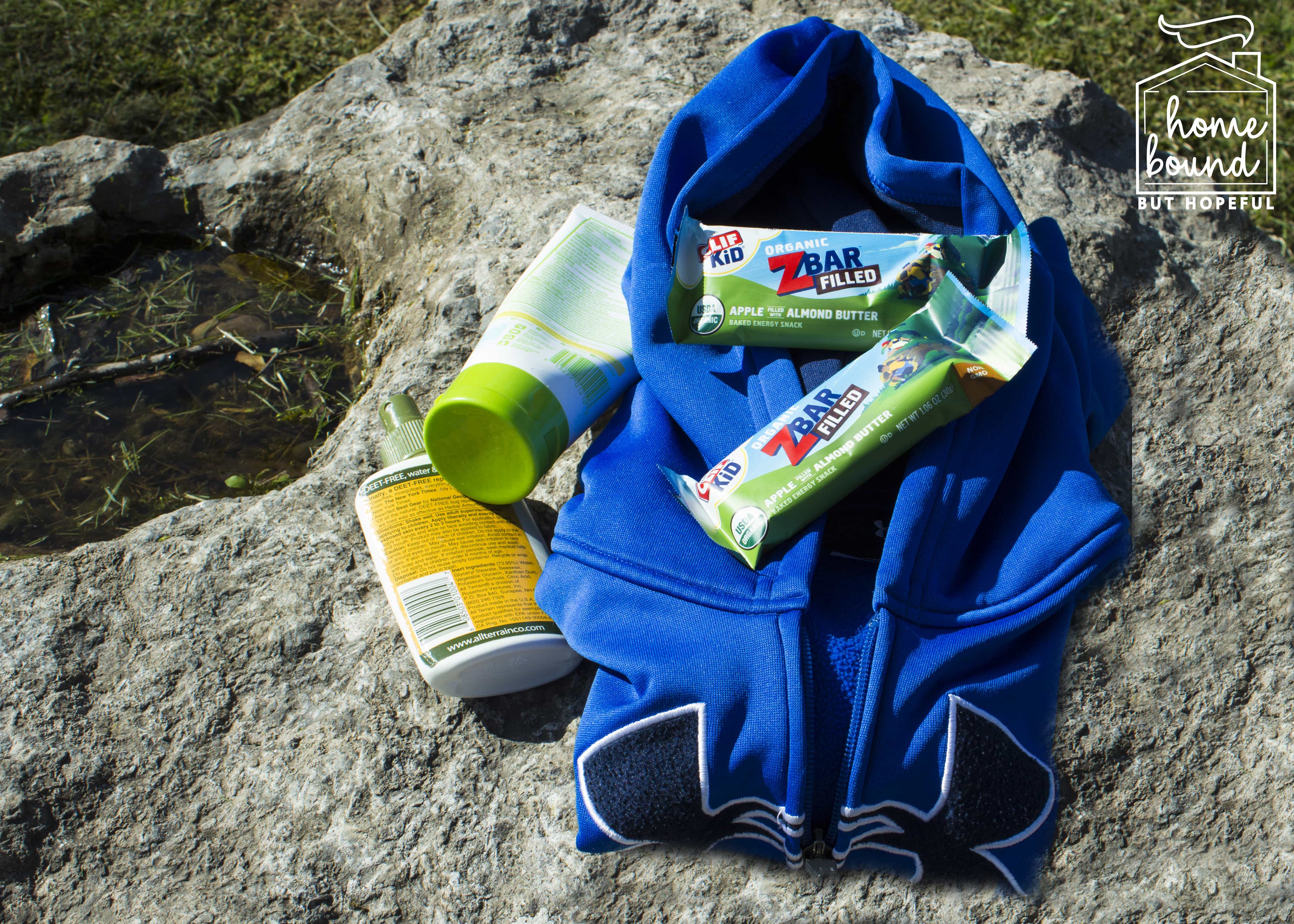 5 Outdoor Play Must-Haves: Bag and Supplies