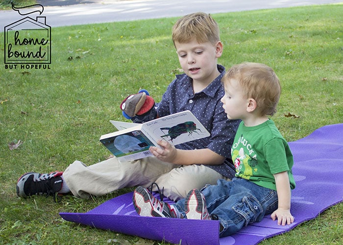 Early Learning With Puppets- Reading