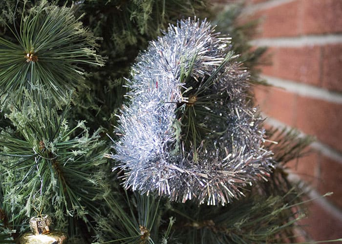 CHRISTMAS COOKIE STORY TIME KID MADE ORNAMENTS- TINSEL GARLAND