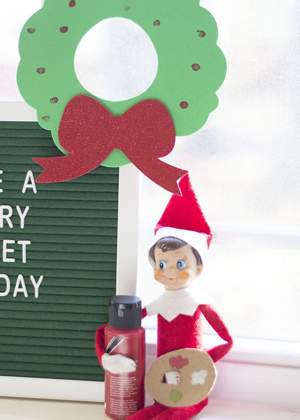 New Elf On The Shelf Ideas- Berry Sweet Wreath