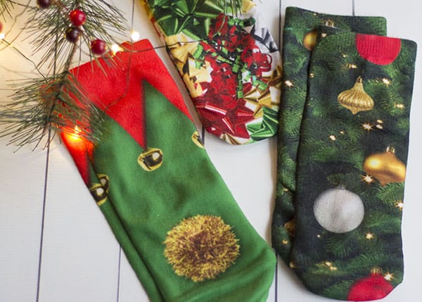 DIY Holiday Gift Baskets- Living Royal Socks