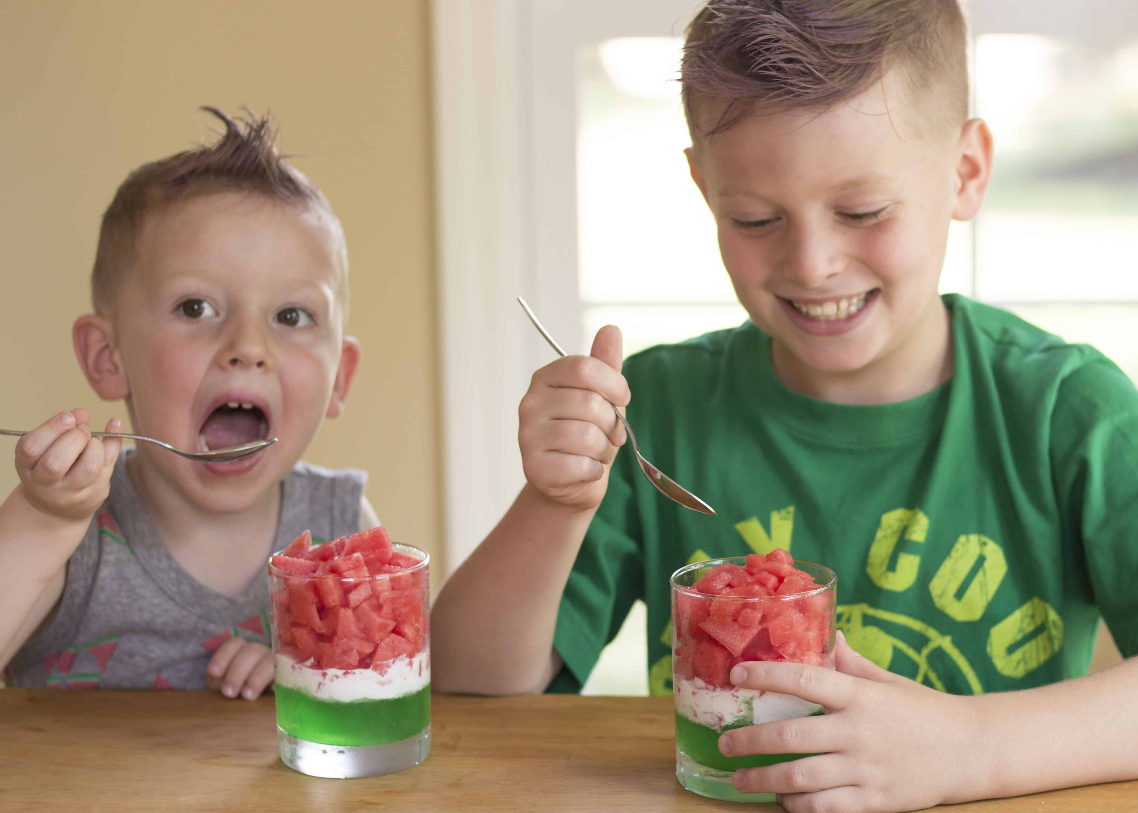 KIDS EATING WATERMELON DESSERT