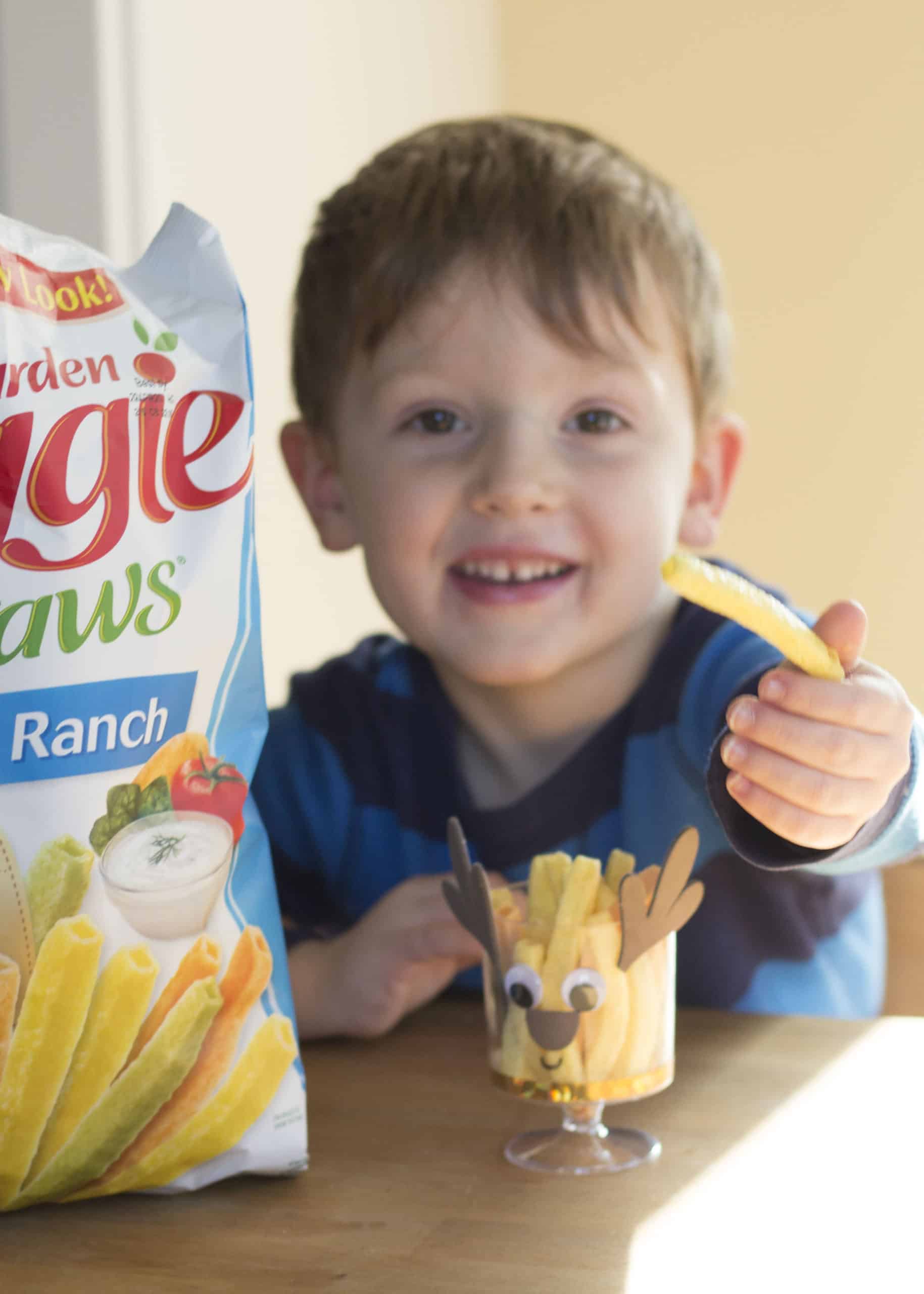 SMILING BOY VEGGIE STRAWS