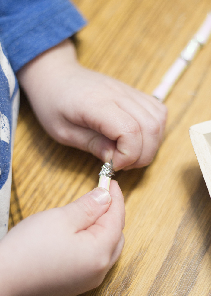 FINE MOTOR BEADING