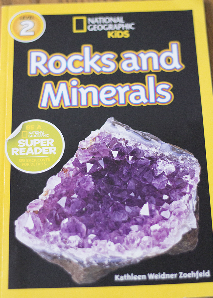 NATIONAL GEOGRAPHIC ROCKS AND MINERALS BOOK