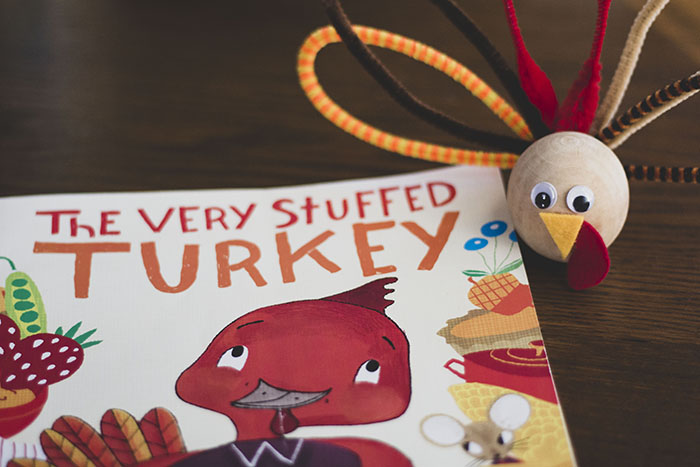 THE VERY STUFFED TURKEY STORY TIME CRAFT