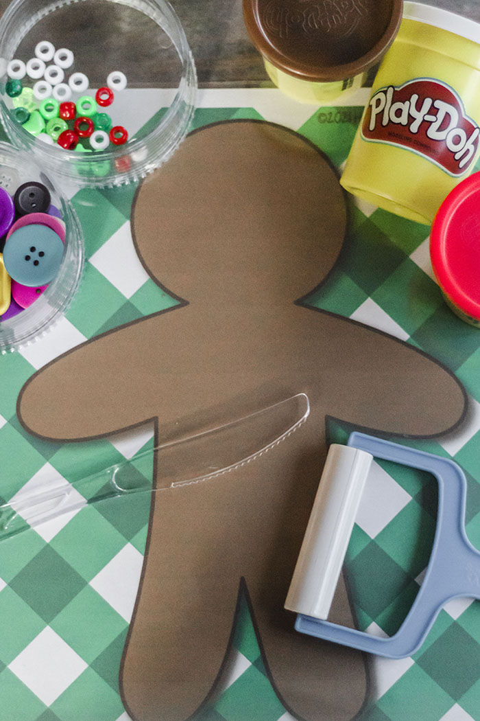 GINGERBREAD MAN PLAYDOH MAT